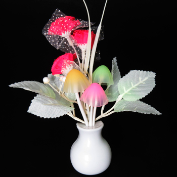 Ночник на фотоэлементе ST SM-JH006/RE (в розетку)