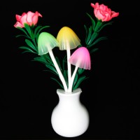 Ночник на фотоэлементе ST SM-JH004/PI (в розетку)